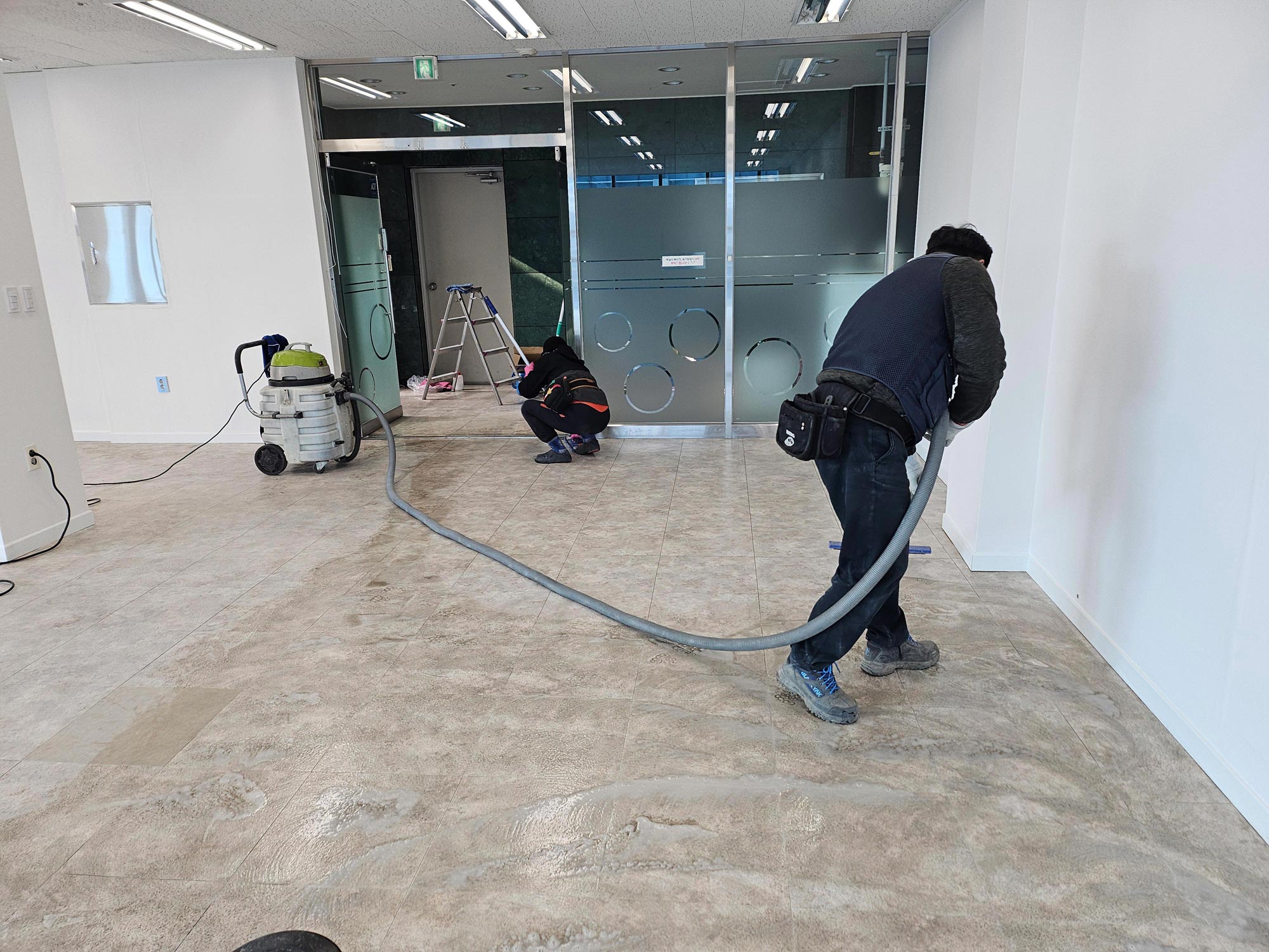 오피스도 (주)한솔 솔루션이  접수